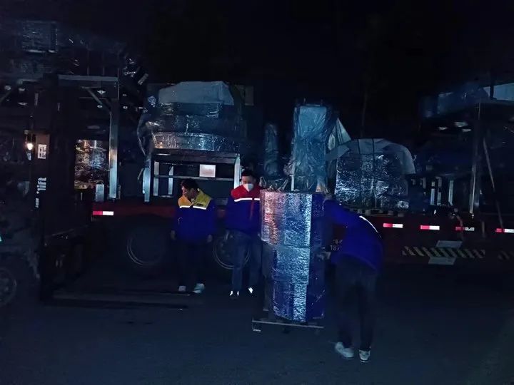 1699607298694829.jpg 1699607298694829.jpg